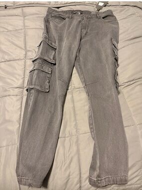 Washed Gray Cargo Pocket Jogger Jeans